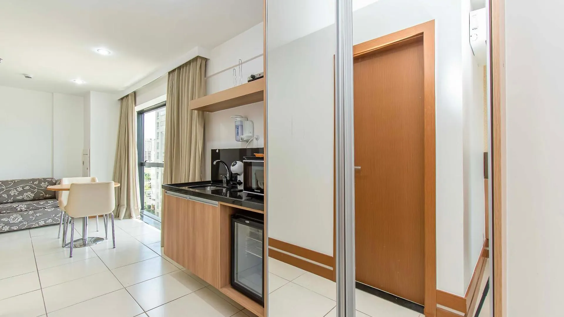 1005 - Diaria Brasil Athos Bulcao 91471 Apartamento Brasília