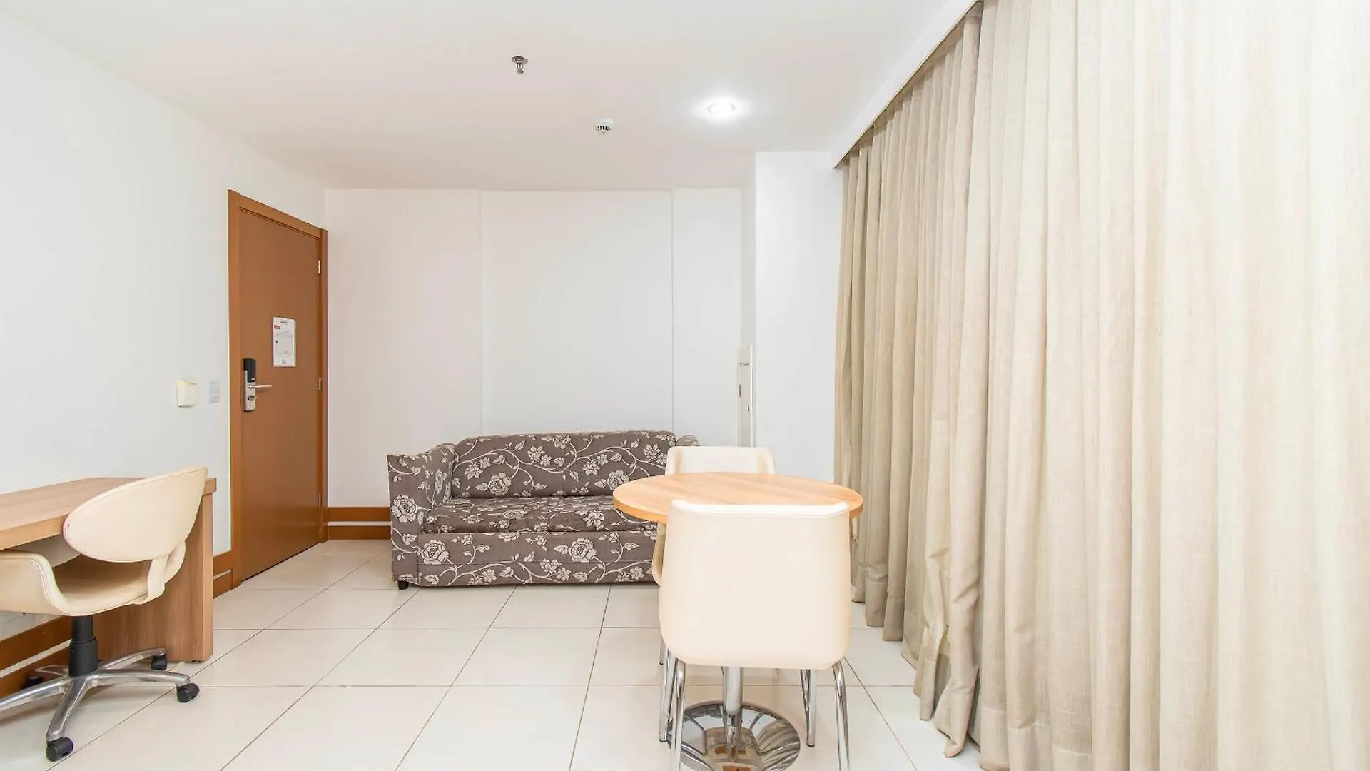 1005 - Diaria Brasil Athos Bulcao 91471 Apartamento Brasília