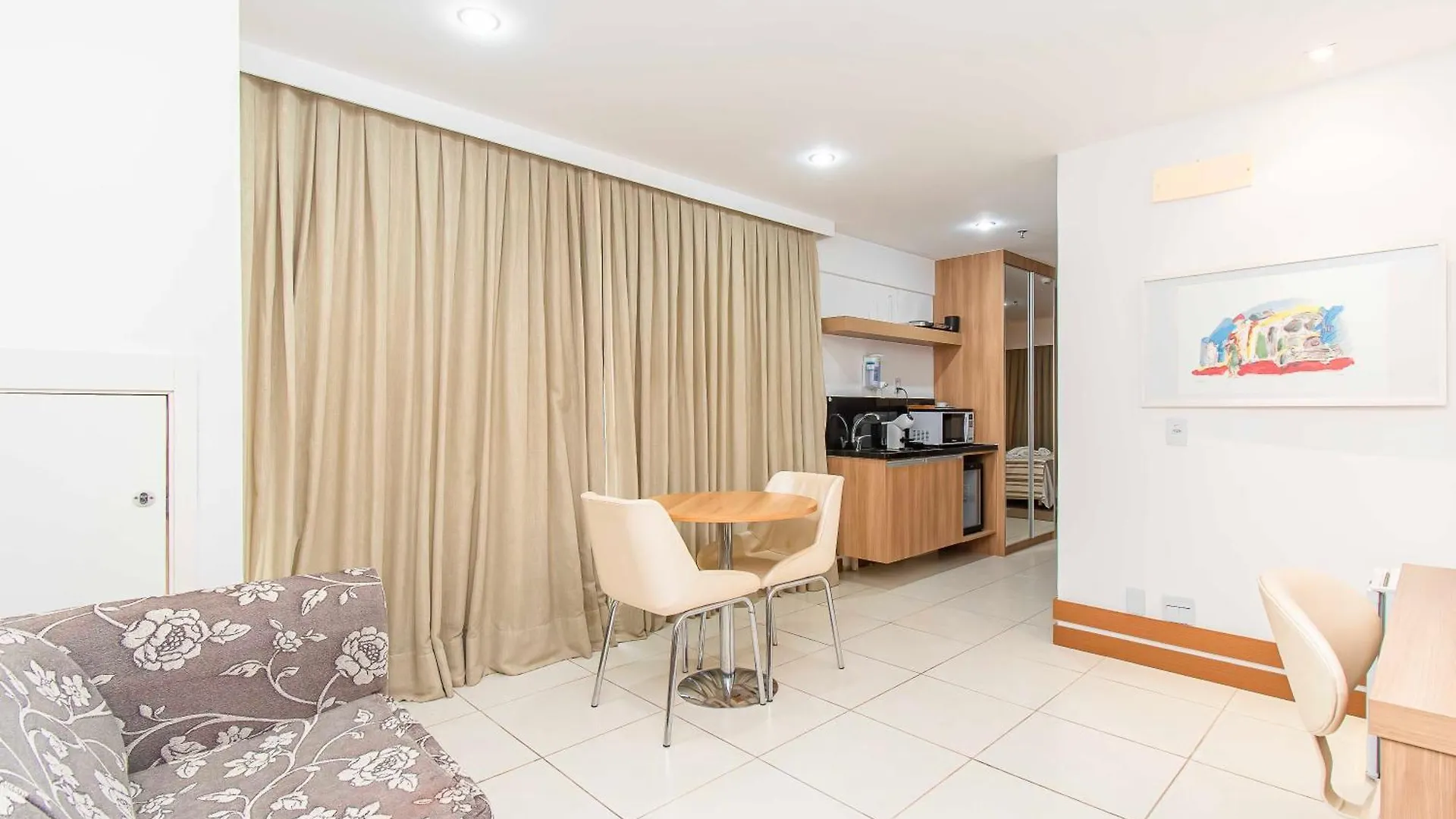 1005 - Diaria Brasil Athos Bulcao 91471 Apartamento Brasília